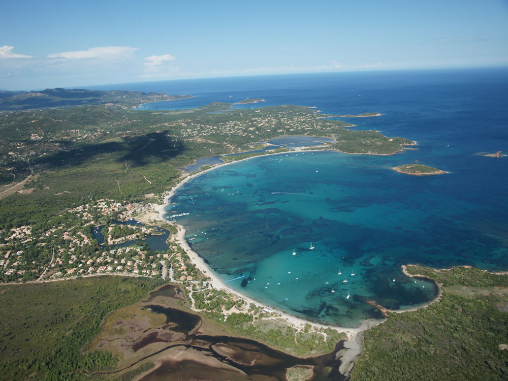 st-cyprien-baie-vue-aerienne.jpg